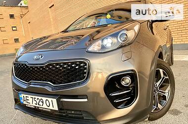 Внедорожник / Кроссовер Kia Sportage 2016 в Днепре