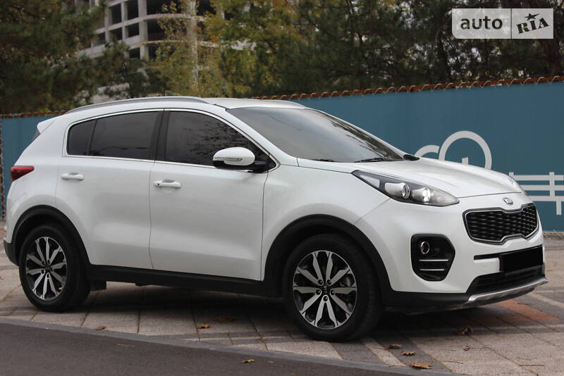 Внедорожник / Кроссовер Kia Sportage 2016 в Днепре