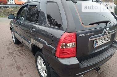 Внедорожник / Кроссовер Kia Sportage 2007 в Полтаве