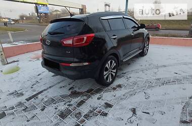 Внедорожник / Кроссовер Kia Sportage 2011 в Бердянске