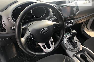 Позашляховик / Кросовер Kia Sportage 2015 в Миколаєві