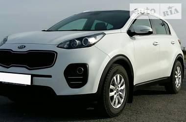 Внедорожник / Кроссовер Kia Sportage 2016 в Тернополе