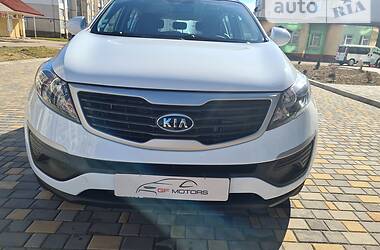 Внедорожник / Кроссовер Kia Sportage 2012 в Калуше