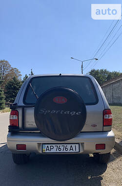 Внедорожник / Кроссовер Kia Sportage 2000 в Запорожье