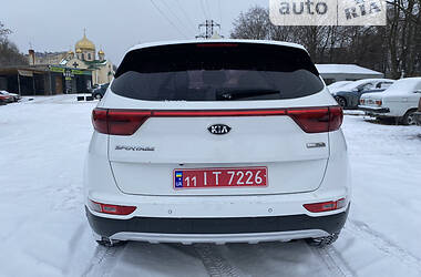 Внедорожник / Кроссовер Kia Sportage 2016 в Ивано-Франковске