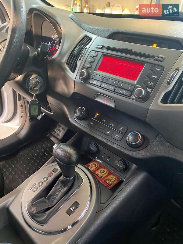 Внедорожник / Кроссовер Kia Sportage 2013 в Павлограде