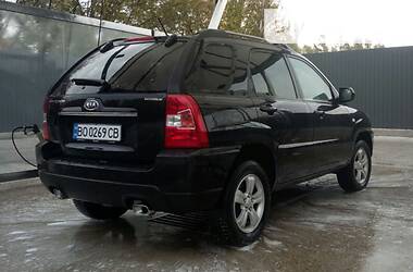 Позашляховик / Кросовер Kia Sportage 2008 в Тернополі