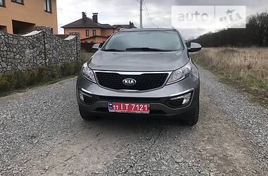 Внедорожник / Кроссовер Kia Sportage 2015 в 