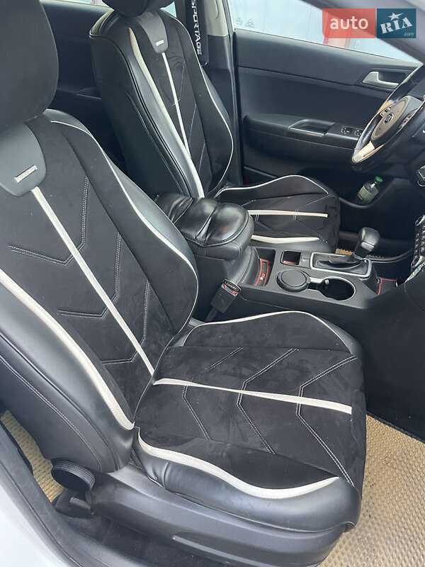 Внедорожник / Кроссовер Kia Sportage 2018 в Черновцах