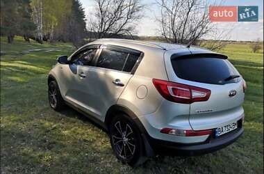 Внедорожник / Кроссовер Kia Sportage 2010 в Кременчуге