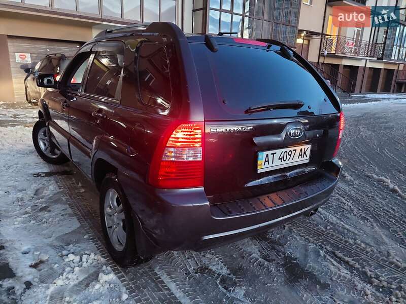 Внедорожник / Кроссовер Kia Sportage 2005 в Ивано-Франковске