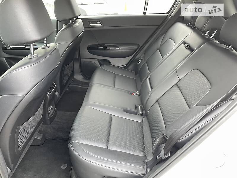 Позашляховик / Кросовер Kia Sportage 2020 в Дніпрі