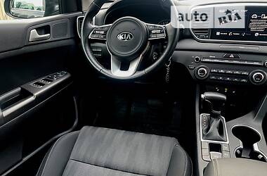Позашляховик / Кросовер Kia Sportage 2021 в 
