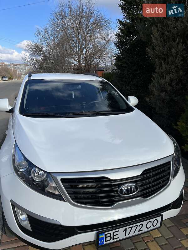 Внедорожник / Кроссовер Kia Sportage 2011 в Николаеве