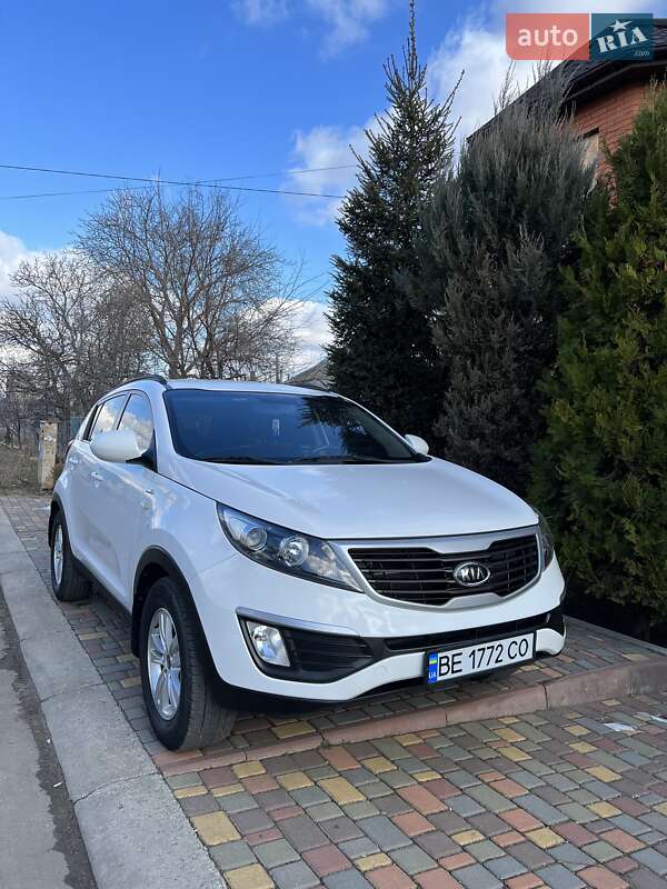 Внедорожник / Кроссовер Kia Sportage 2011 в Николаеве