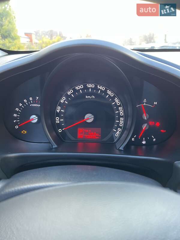 Внедорожник / Кроссовер Kia Sportage 2011 в Николаеве