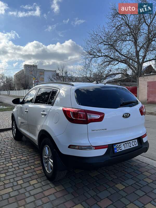 Внедорожник / Кроссовер Kia Sportage 2011 в Николаеве