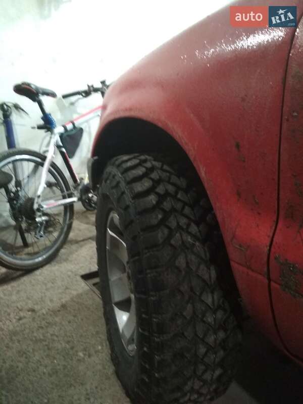 Внедорожник / Кроссовер Kia Sportage 2002 в Золочеве