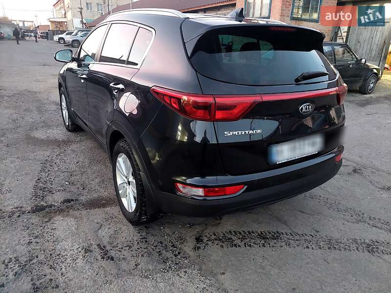 Внедорожник / Кроссовер Kia Sportage 2016 в Полтаве