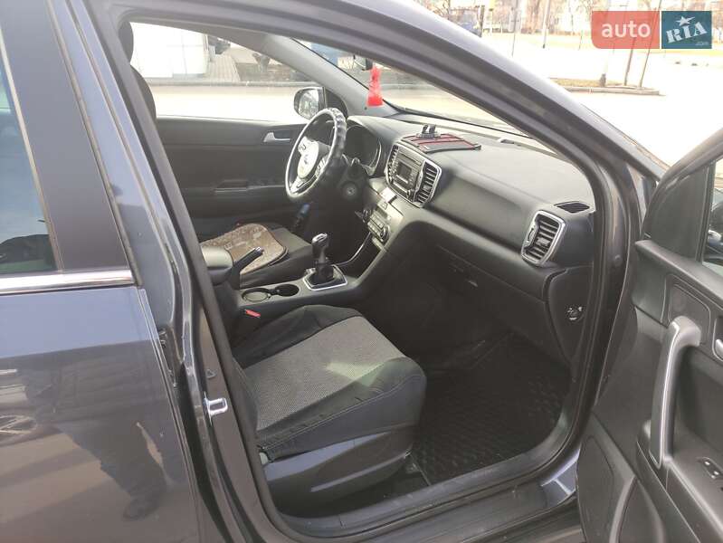 Внедорожник / Кроссовер Kia Sportage 2017 в Одессе