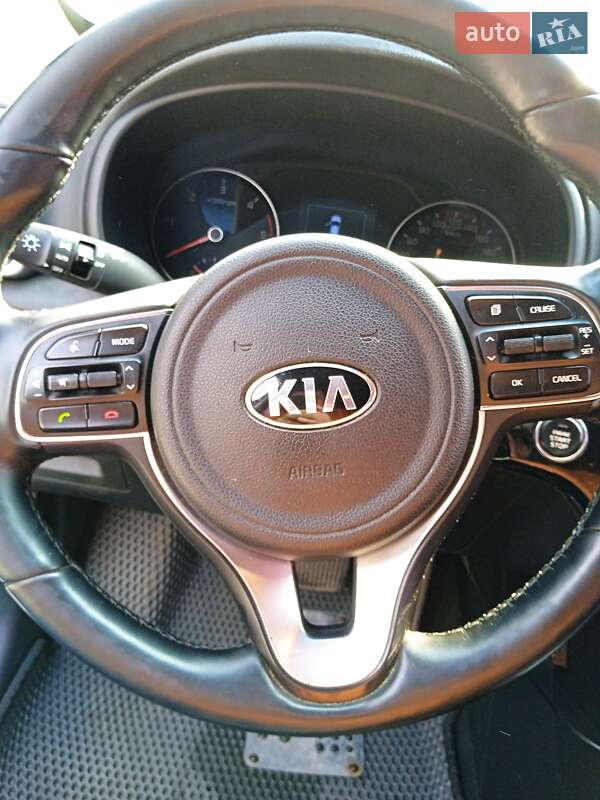 Внедорожник / Кроссовер Kia Sportage 2016 в Одессе