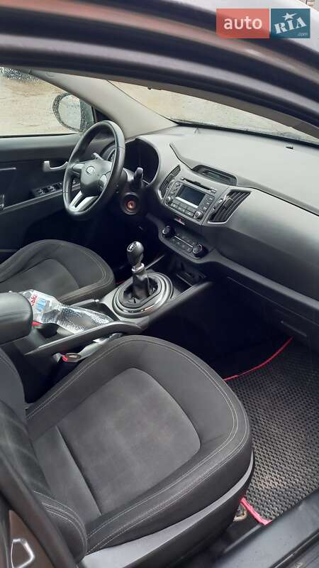 Позашляховик / Кросовер Kia Sportage 2012 в Харкові