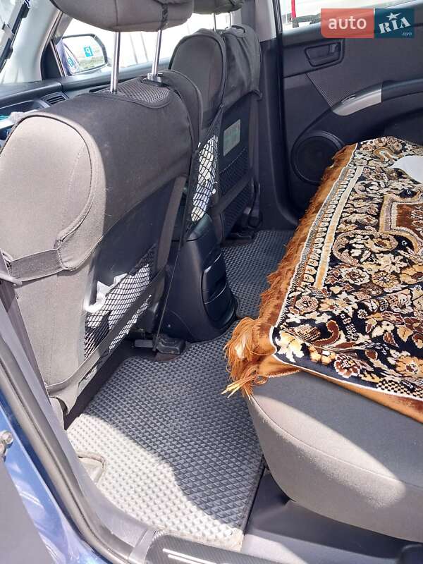 Внедорожник / Кроссовер Kia Sportage 2007 в Нововолынске