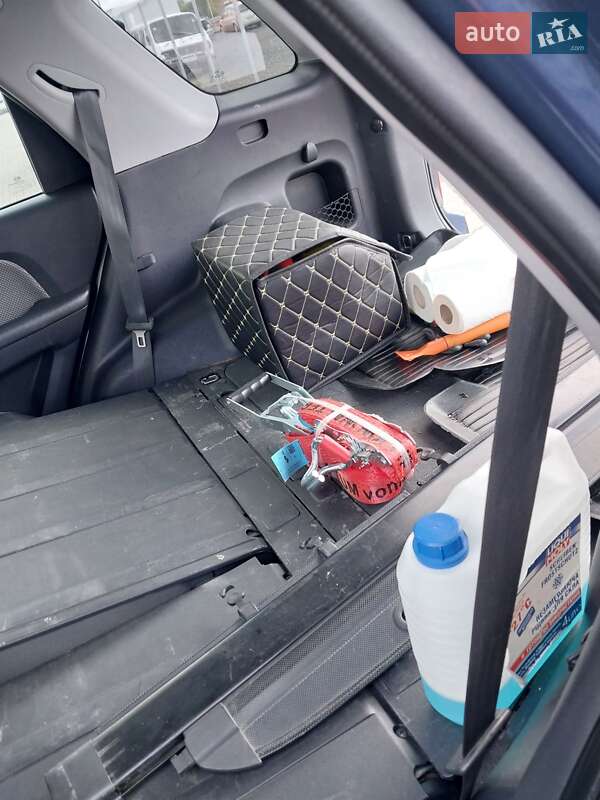 Внедорожник / Кроссовер Kia Sportage 2007 в Нововолынске