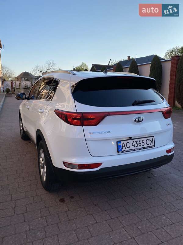 Внедорожник / Кроссовер Kia Sportage 2016 в Стрые