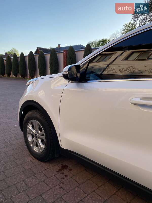 Внедорожник / Кроссовер Kia Sportage 2016 в Стрые