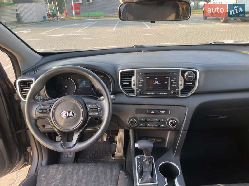 Внедорожник / Кроссовер Kia Sportage 2016 в Киеве
