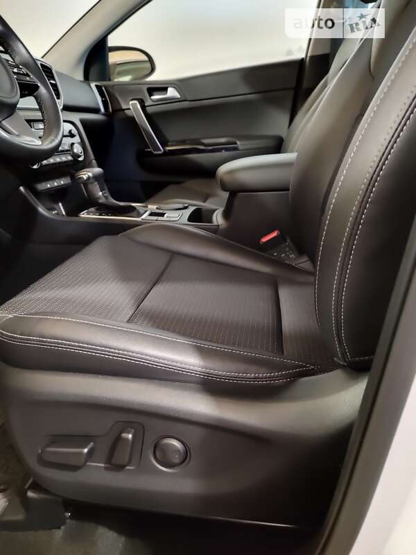 Внедорожник / Кроссовер Kia Sportage 2021 в Запорожье