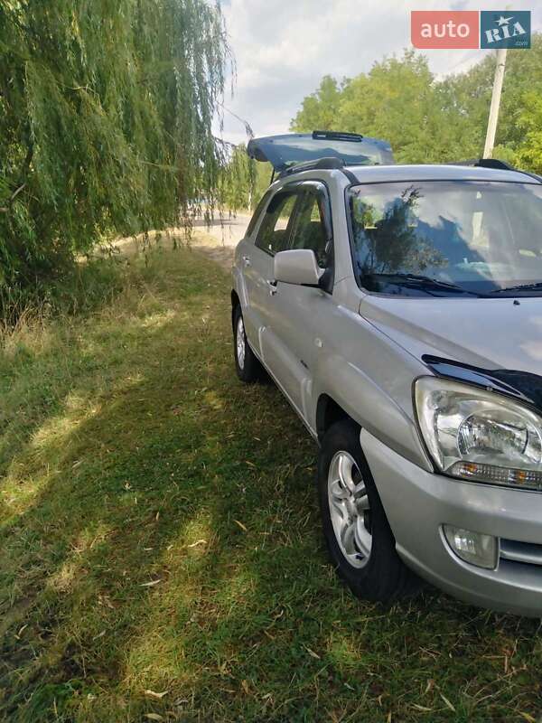 Внедорожник / Кроссовер Kia Sportage 2005 в Чечельнике