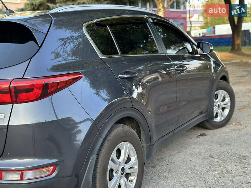 Внедорожник / Кроссовер Kia Sportage 2017 в Днепре