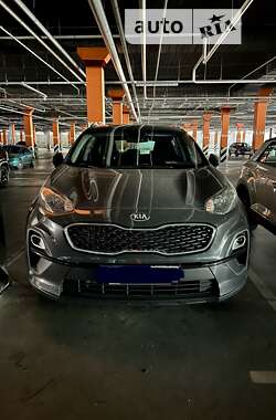 Позашляховик / Кросовер Kia Sportage 2016 в Києві