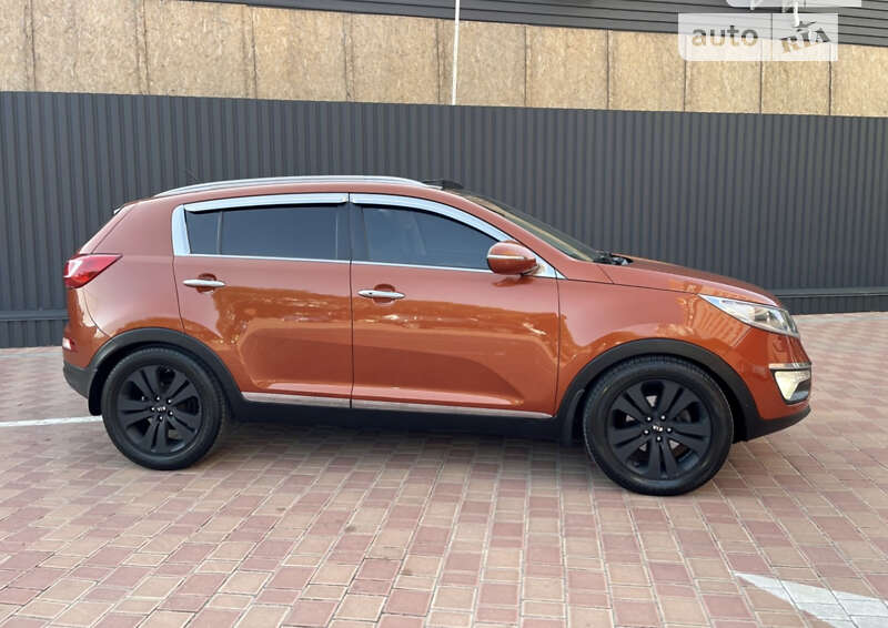 Внедорожник / Кроссовер Kia Sportage 2012 в Киеве