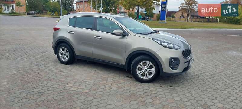 Внедорожник / Кроссовер Kia Sportage 2017 в Костополе