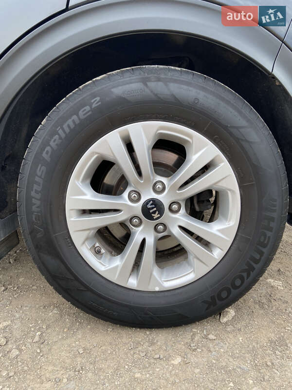 Внедорожник / Кроссовер Kia Sportage 2016 в Тернополе