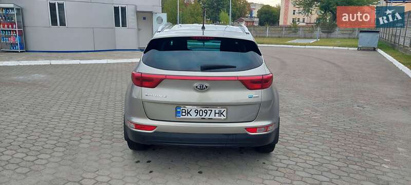 Внедорожник / Кроссовер Kia Sportage 2017 в Костополе