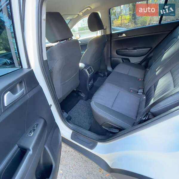 Внедорожник / Кроссовер Kia Sportage 2019 в Белгороде-Днестровском