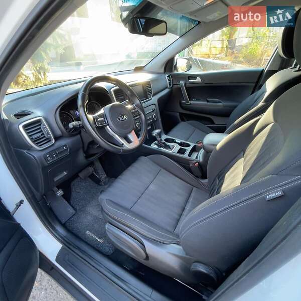 Внедорожник / Кроссовер Kia Sportage 2019 в Белгороде-Днестровском