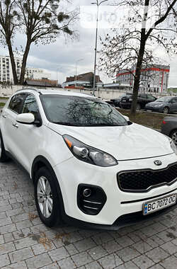 Позашляховик / Кросовер Kia Sportage 2016 в Львові