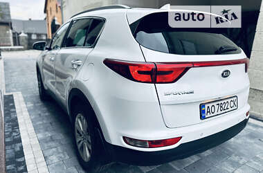 Внедорожник / Кроссовер Kia Sportage 2017 в 