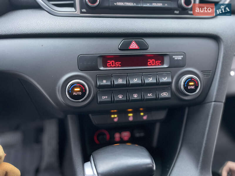 Позашляховик / Кросовер Kia Sportage 2017 в Києві