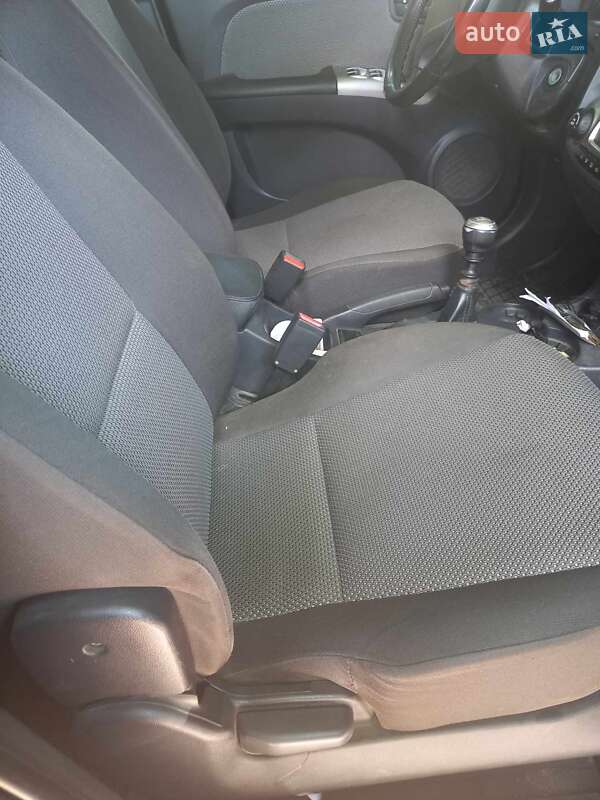 Позашляховик / Кросовер Kia Sportage 2008 в Хмільнику