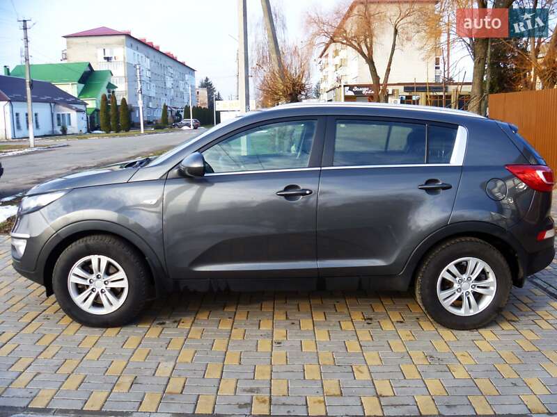 Позашляховик / Кросовер Kia Sportage 2012 в Христинівці