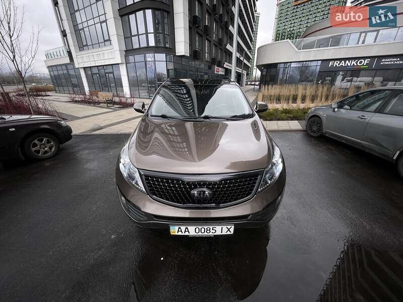 Внедорожник / Кроссовер Kia Sportage 2011 в Киеве