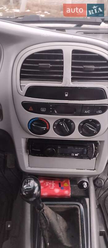 Позашляховик / Кросовер Kia Sportage 2003 в Києві