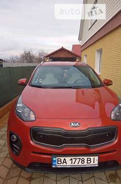 Внедорожник / Кроссовер Kia Sportage 2016 в Новоархангельске