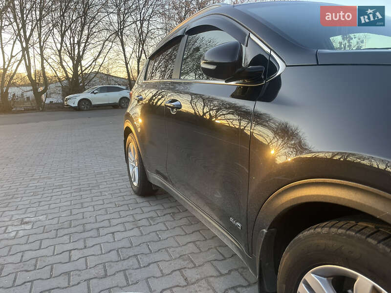 Позашляховик / Кросовер Kia Sportage 2017 в Києві